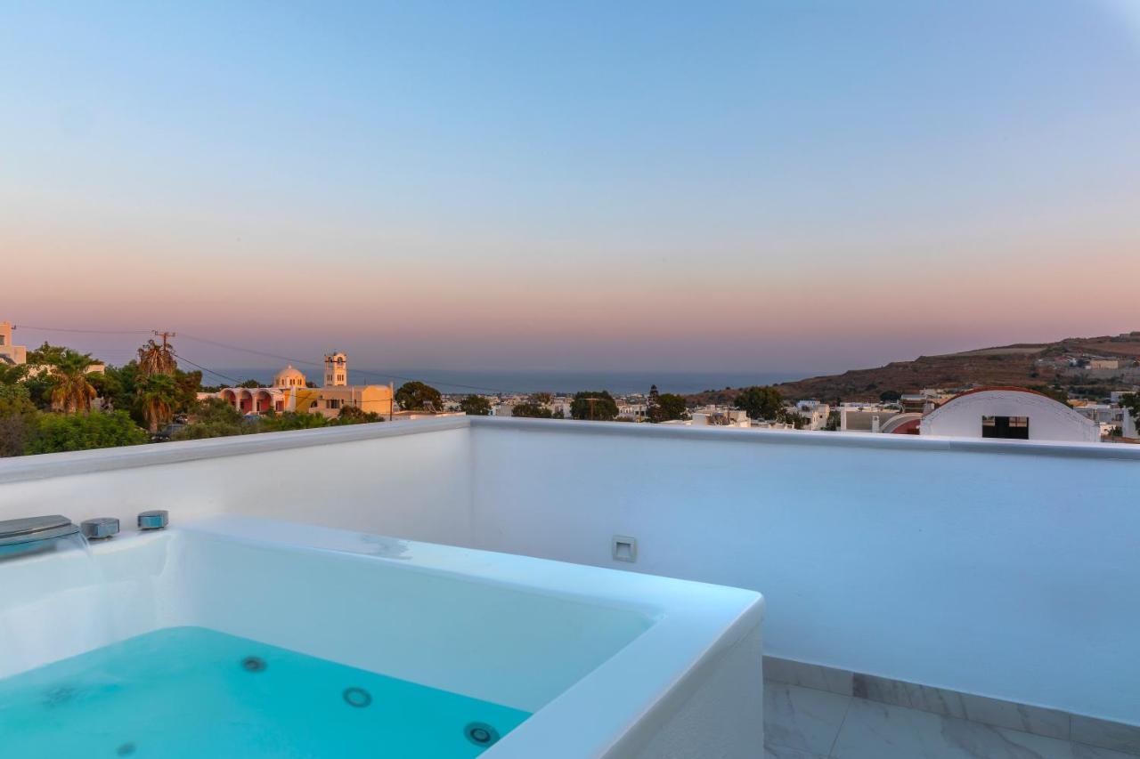 Blackstone Luxury Suites Emporio  Exterior foto