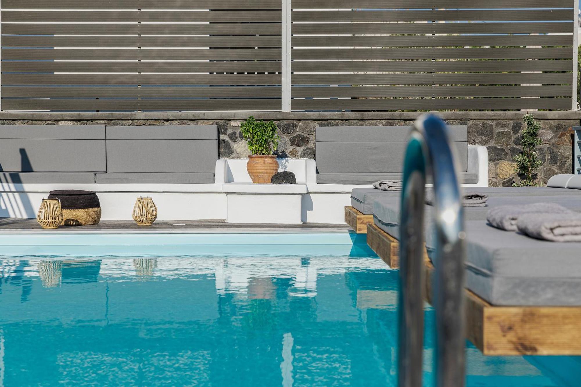 Blackstone Luxury Suites Emporio  Exterior foto