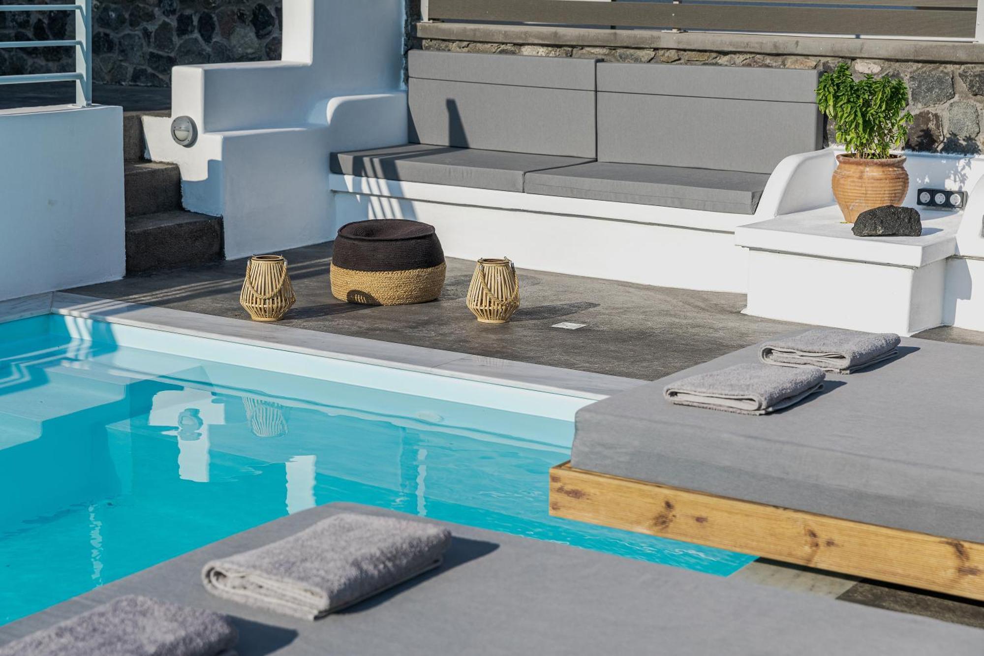 Blackstone Luxury Suites Emporio  Exterior foto