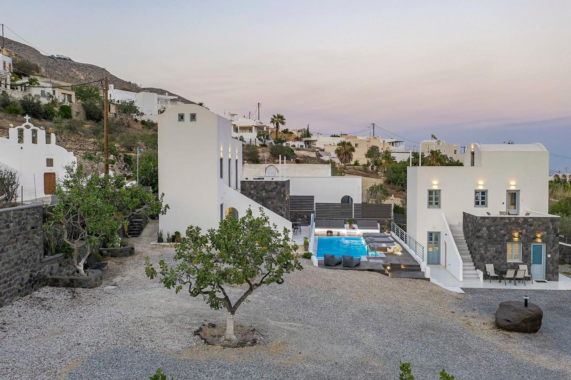 Blackstone Luxury Suites Emporio  Exterior foto