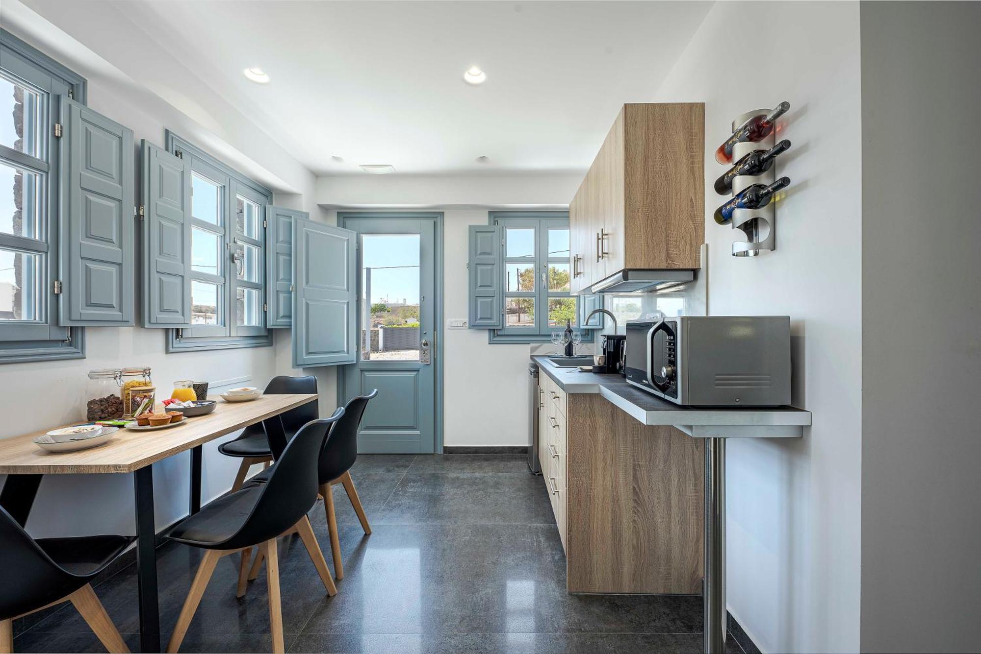 Blackstone Luxury Suites Emporio  Zimmer foto